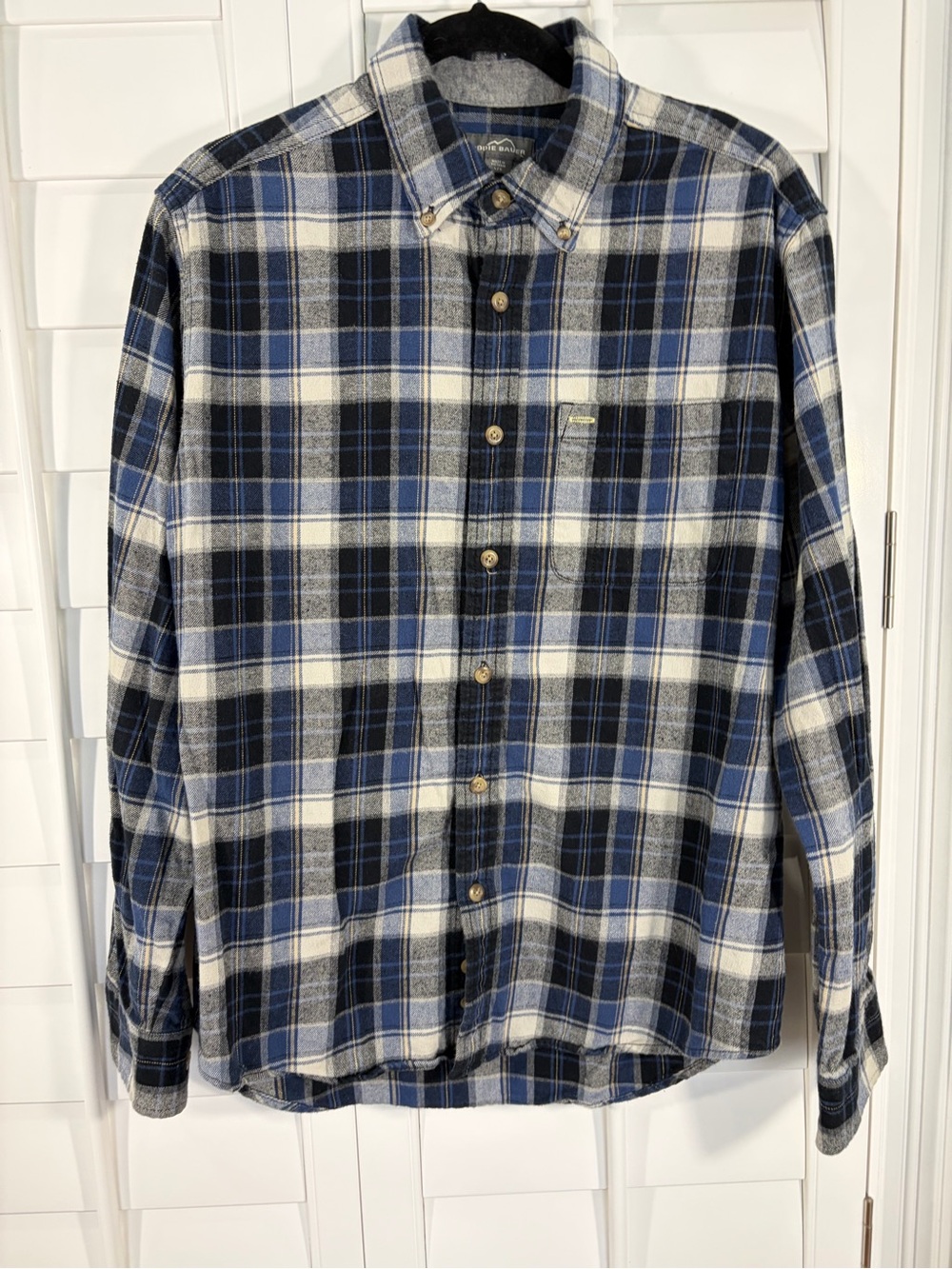 Eddie Bauer Flannel 100% Cotton Plaid Button-Down Shirt (L)